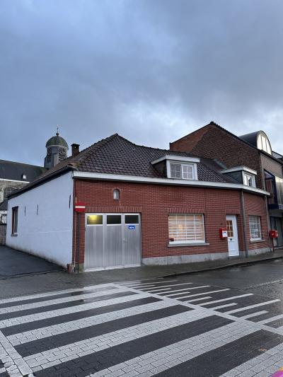 Huis Gemeentehuisstraat  13  9402 Ninove